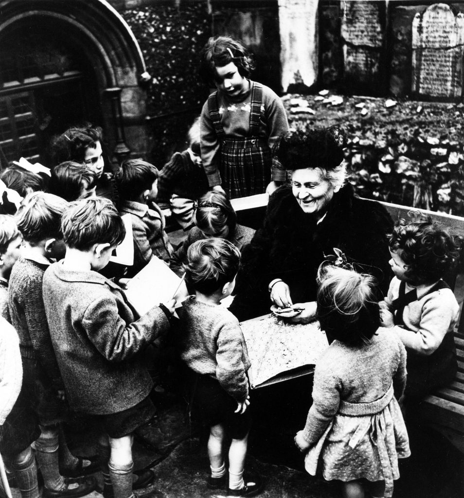 Η γιατρός Μαρία Μοντεσσόρι ( Maria Montessori )